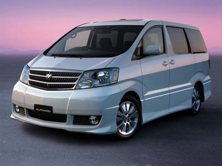 Toyota on Toyota Alphard   Review